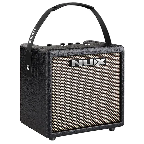 Nux Mighty 8BT MKII guitarforstærker, NU MED BATTERI